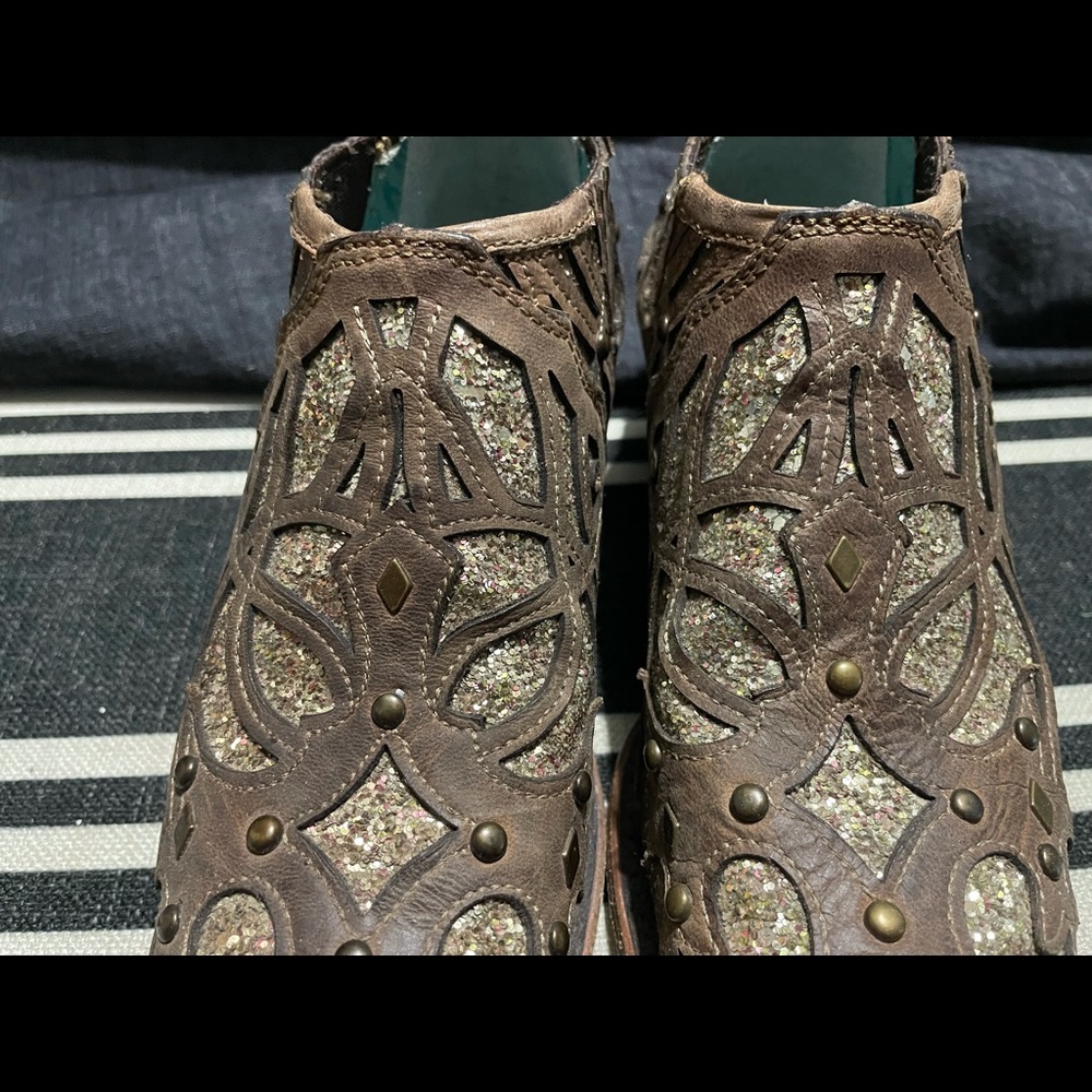 Corral ankle boots